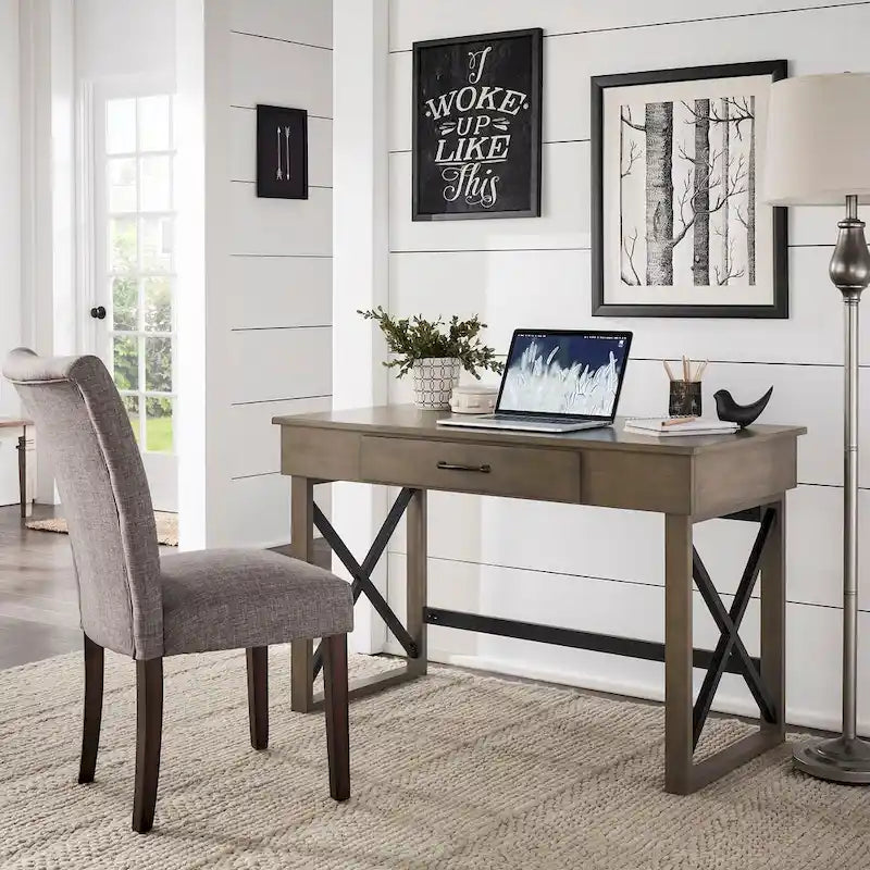 Bureau réglable en hauteur avec station de recharge
