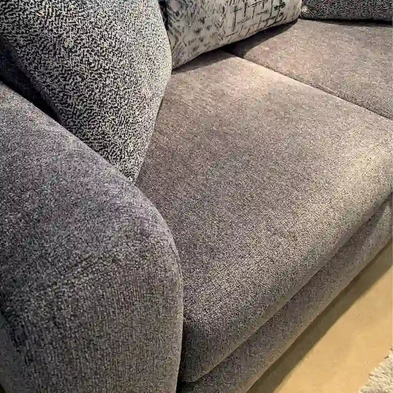 Ensemble de mobilier de salon deux pièces, canapé et causeuse, couleur ardoise Tori.