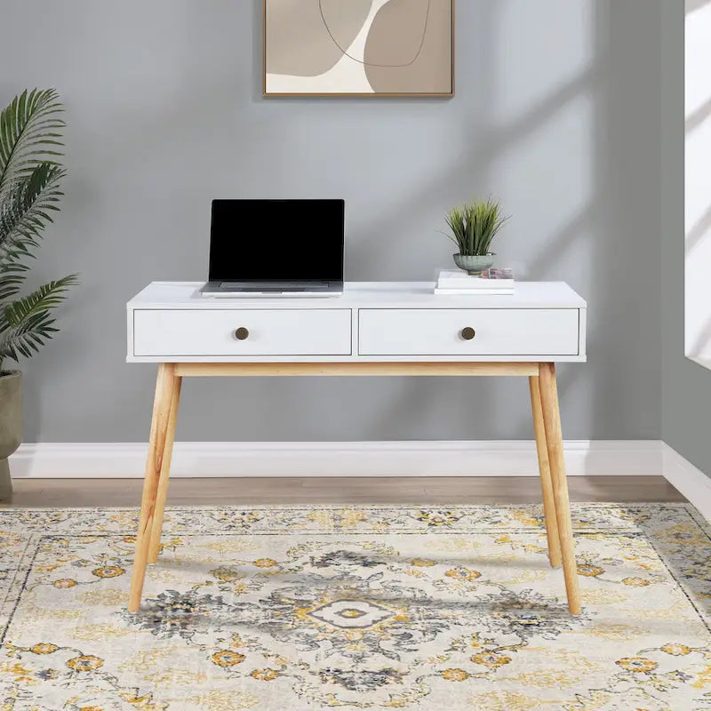bureau de style médiéval