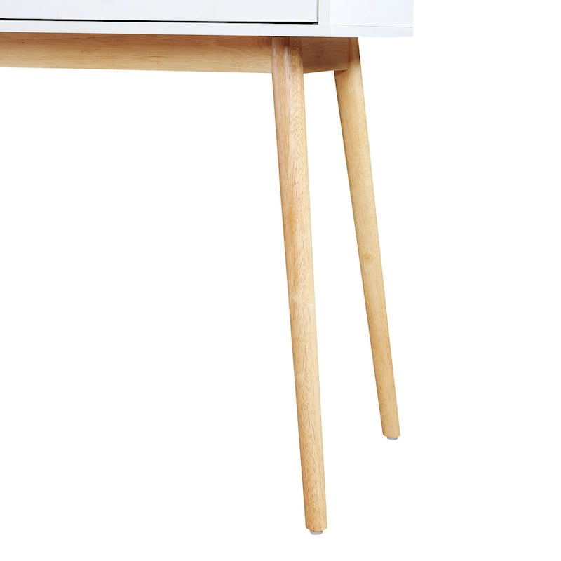 bureau de style médiéval