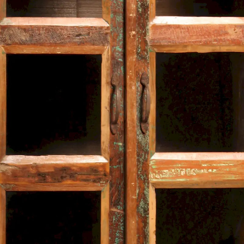 Casier de 213 cm en bois de manguier recyclé et verre, avec peinture vieillie de haute qualité
